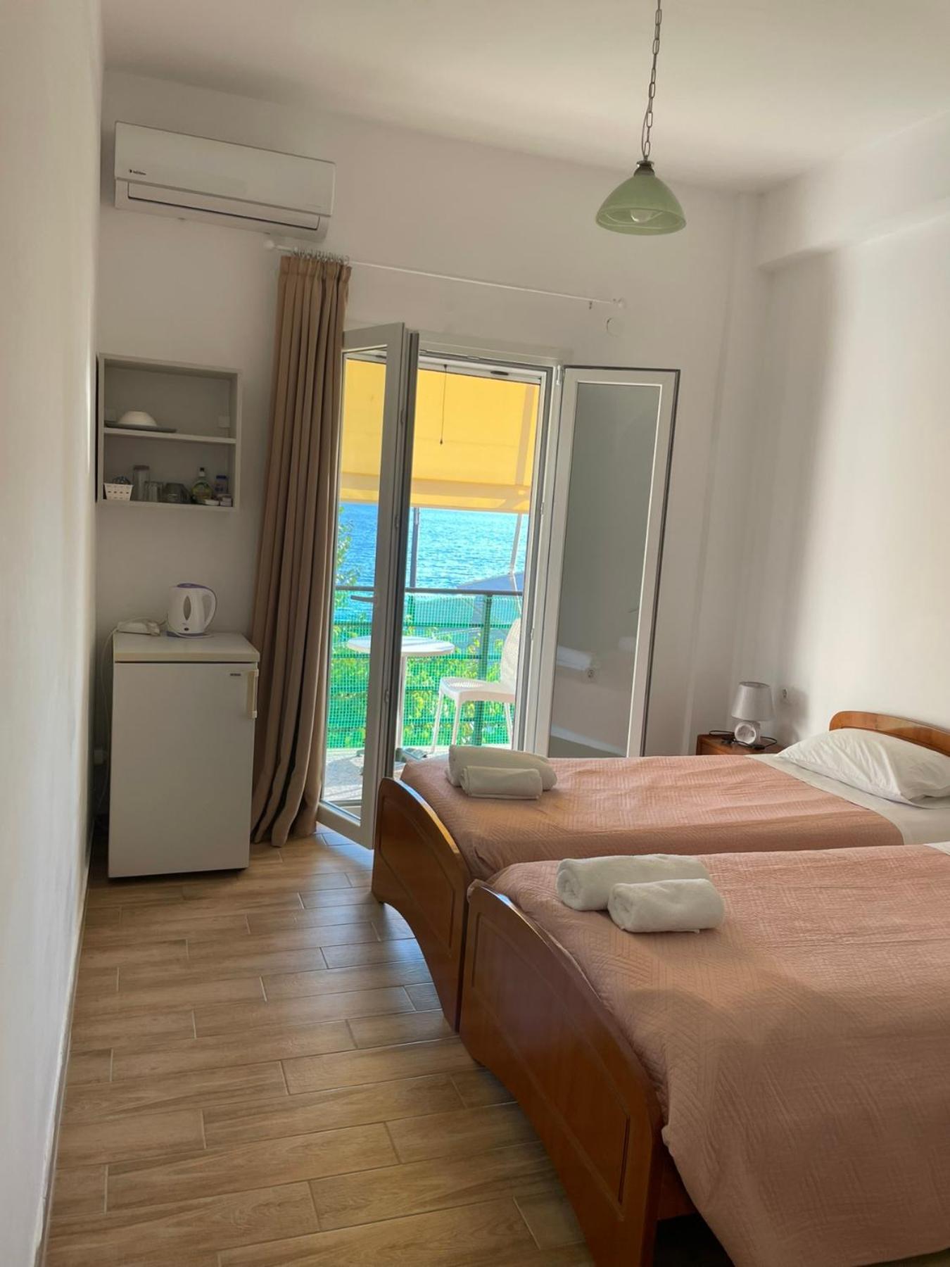 Nafsika Apartments Агиос-Георгиос-Пагон Экстерьер фото