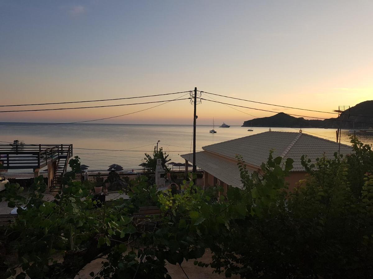 Nafsika Apartments Агиос-Георгиос-Пагон Экстерьер фото