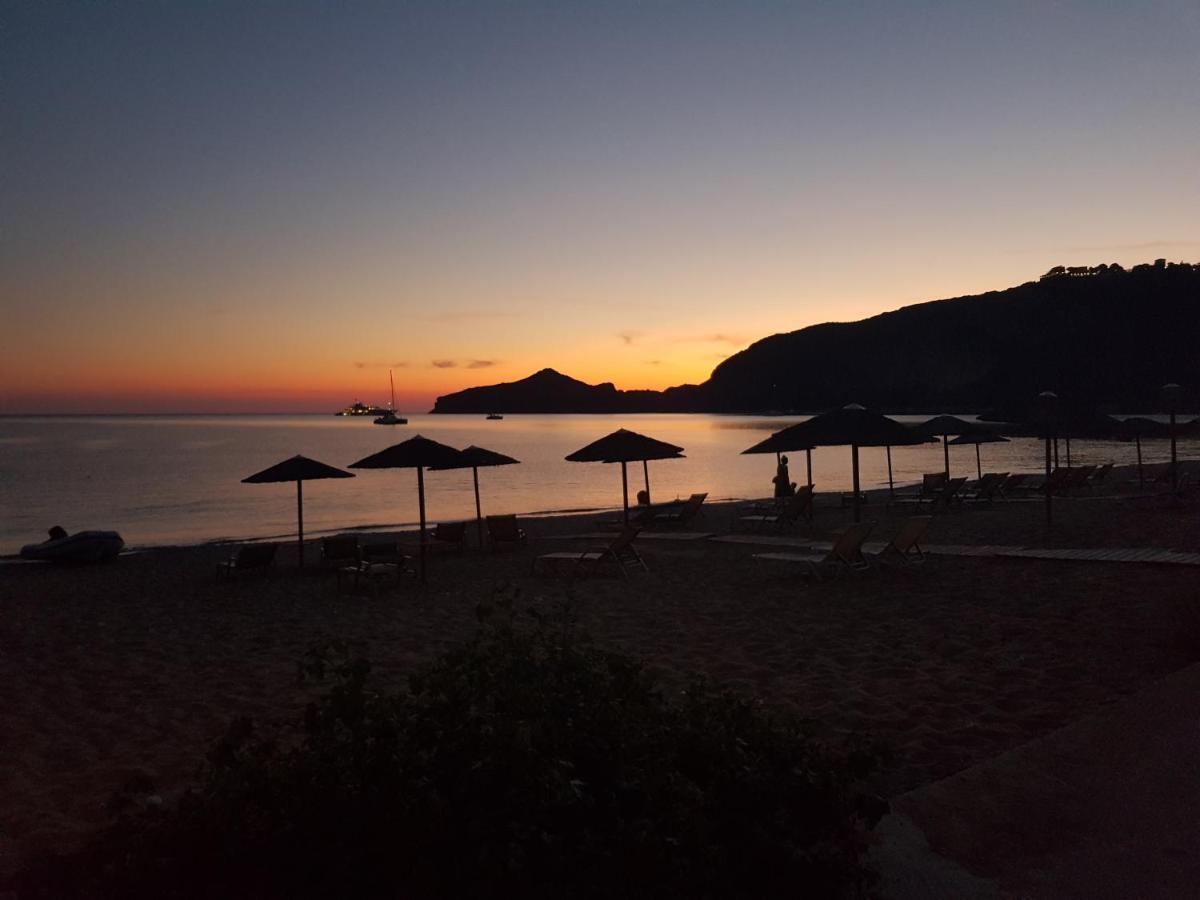 Nafsika Apartments Агиос-Георгиос-Пагон Экстерьер фото
